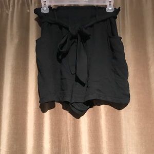 American Eagle paper bag shorts